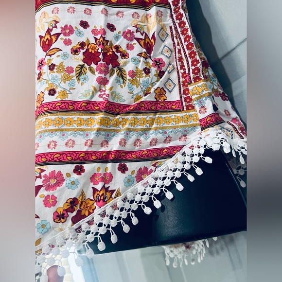 HM COACHELLA OFFICIAL COLLECTION Women's Tank Top Size 6 Keyhole Back Floral - Picture 8 of 9